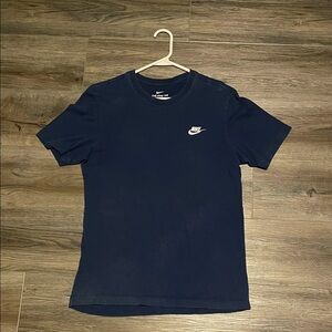 Nike Men's Dark Blue Short Sleeve Tee
